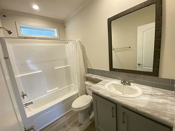 4th image of 4988 Coopers Hawk Pl