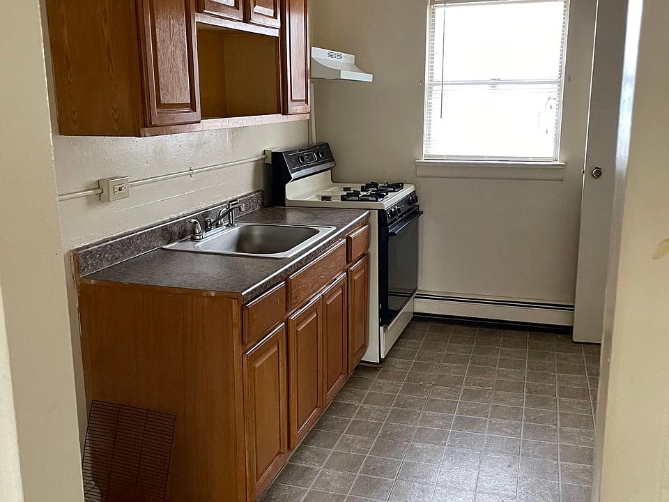 516 Rand St Camden, NJ, 08105 Apartments for Rent Zillow