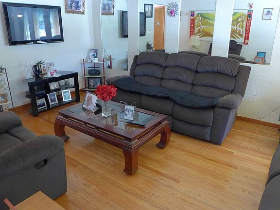 2nd image of 5100 S Leclaire Ave