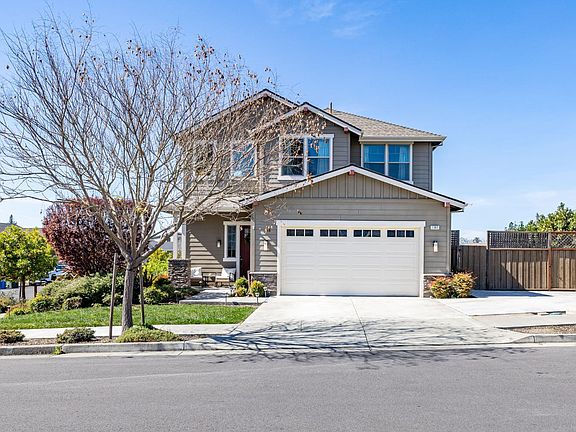 3rd image of 1301 Miller Drive