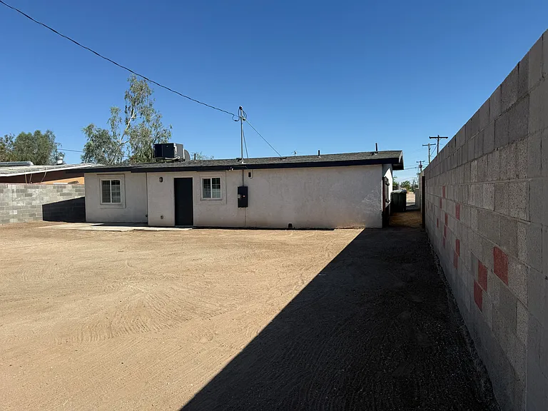 1050 W Rosewood Dr — Photo 26