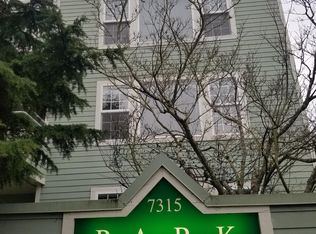 7315 47th Ave SW #301, Seattle, WA 98136