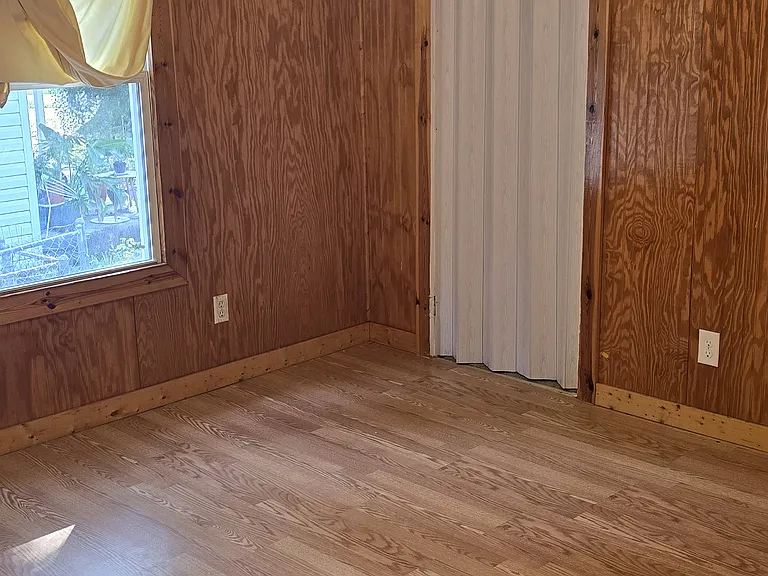829 Richard Ave — Photo 32