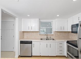 9355 Fontainebleau Blvd APT C223, Miami, FL 33172