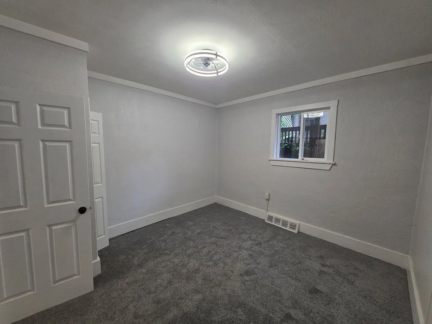 1600 Woodmont Avenue — Photo 3