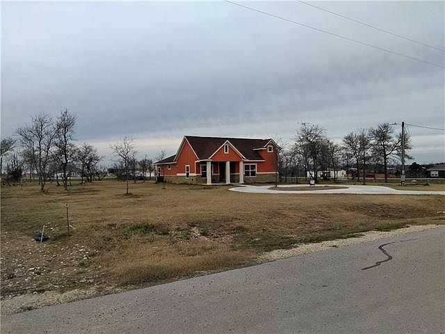 1st image of 111 Yucatan Dr