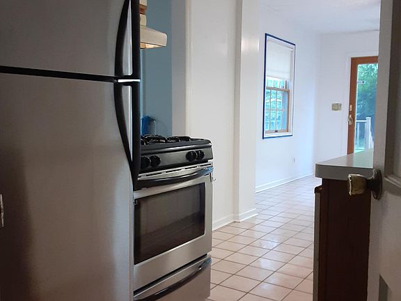 5th image of 1214 Van Wie Ave