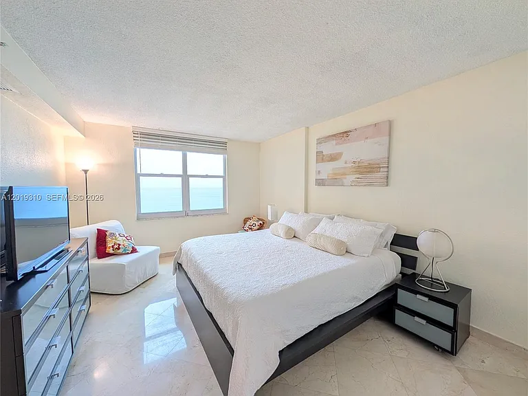 2501 S Ocean Dr #1021 — Photo 4