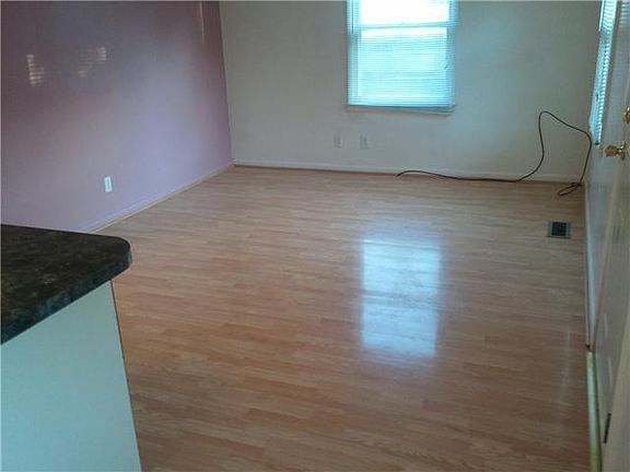 5th image of 3513 N Tiffany Dr