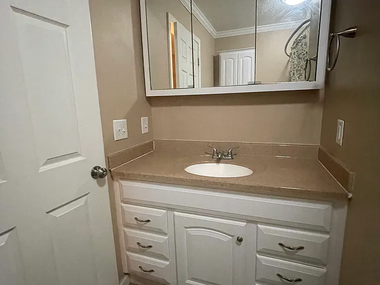 14299 Hillview Estates Dr #1 — Photo 8