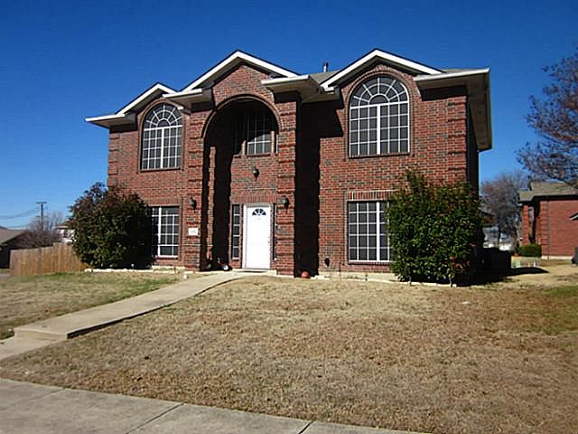 1st image of 1051 Fairview Dr