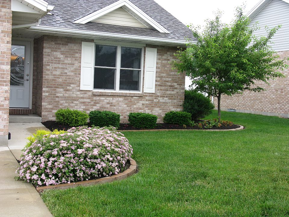 1st image of 107 E Charter Dr