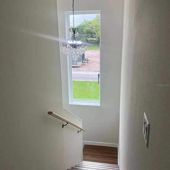 1207 Crawford Ave — Photo 12