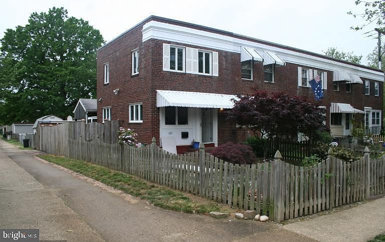 1st image of 1212 Wilkes St