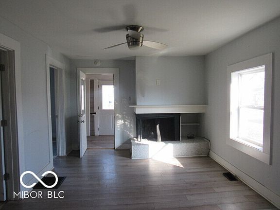 5th image of 4362 Evanston Ave