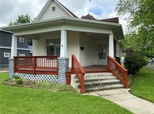 621 Wabash Ave, Mattoon, IL 61938