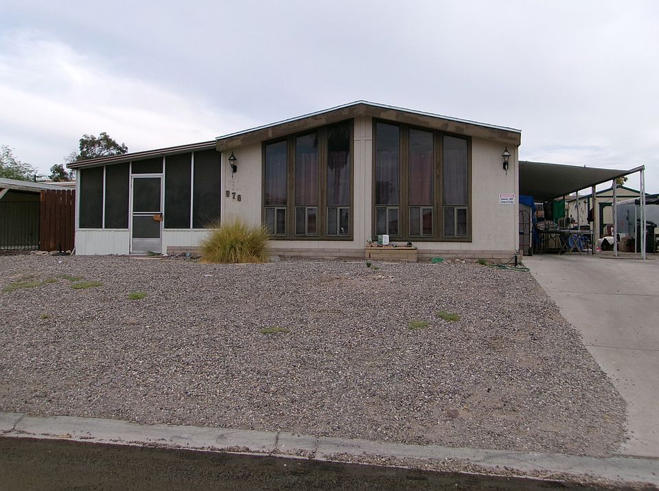 1st image of 976 Riverfront Dr