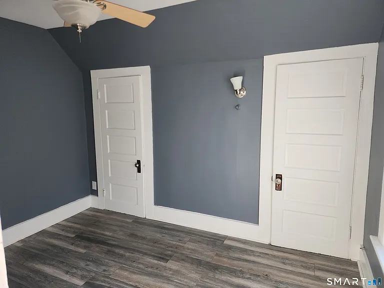 204 Minerva St — Photo 8