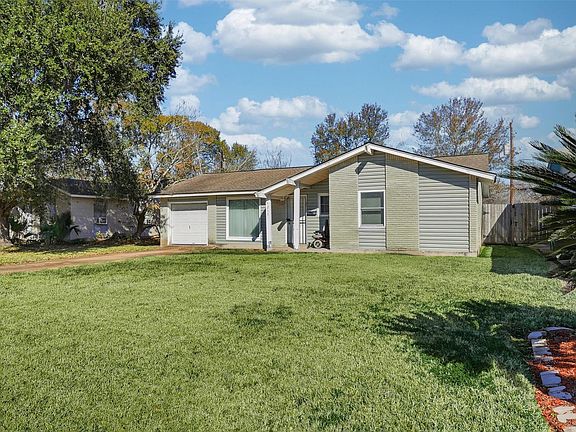 2nd image of 5215 Grace Point Ln