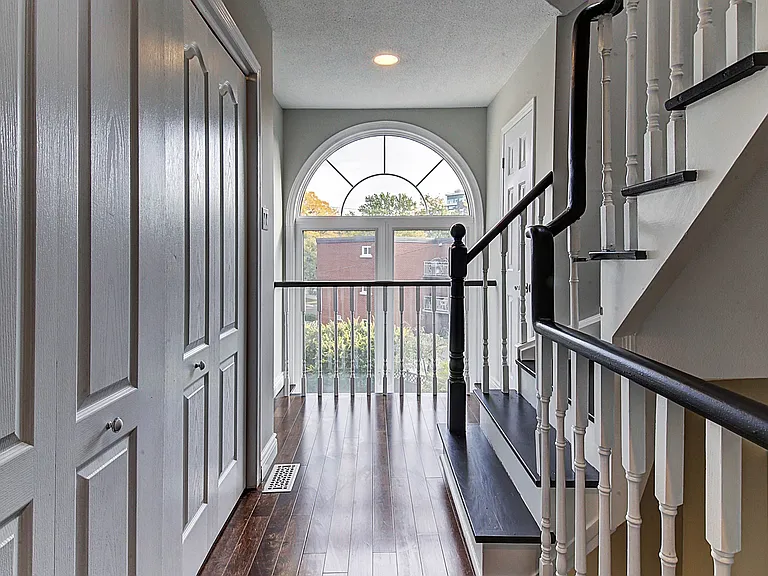 2353 Marine Dr #3 — Photo 12