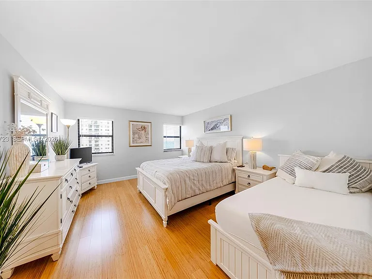 1201 S Ocean Dr #1903S — Photo 24
