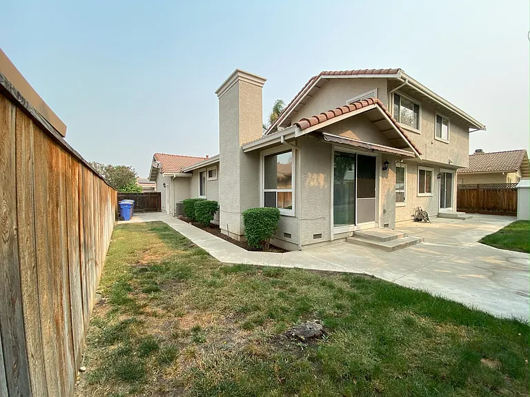 422 Madrone Pl — Photo 39
