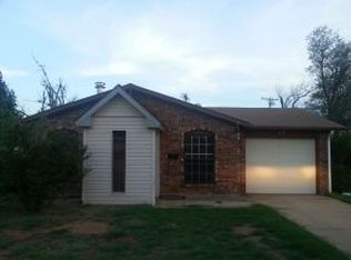 800 Hazel St, Altus, OK 73521