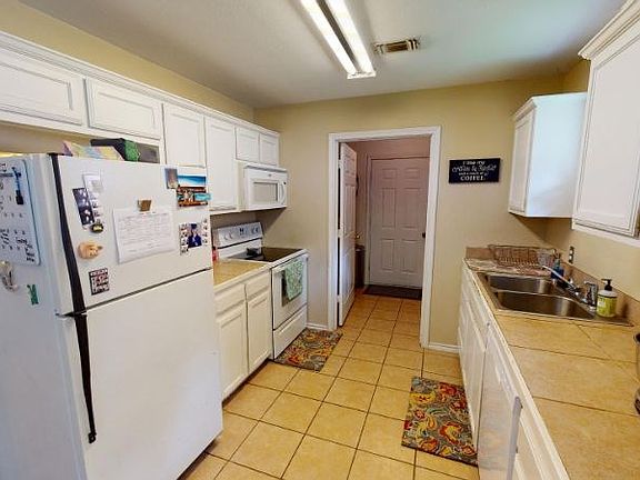 4th image of 10865 Park Pl