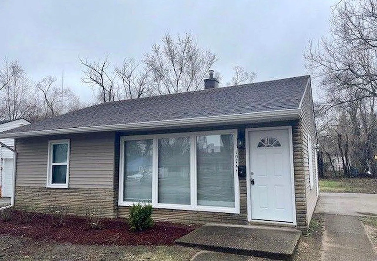 10741 Saratoga Ave photo 1