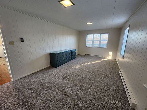 5th image of 2056 S McCullough Pl W