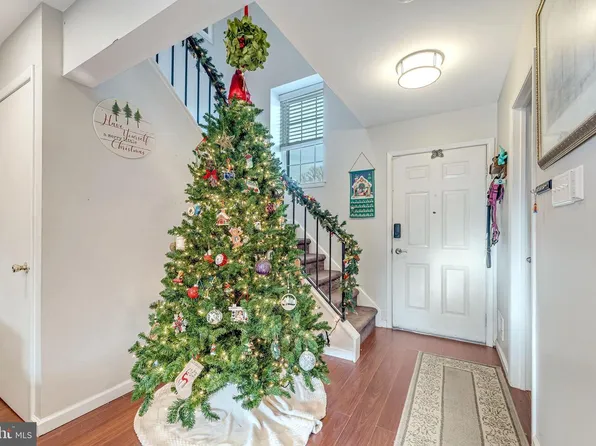 4 Steinway Ct, Westampton, NJ 08060