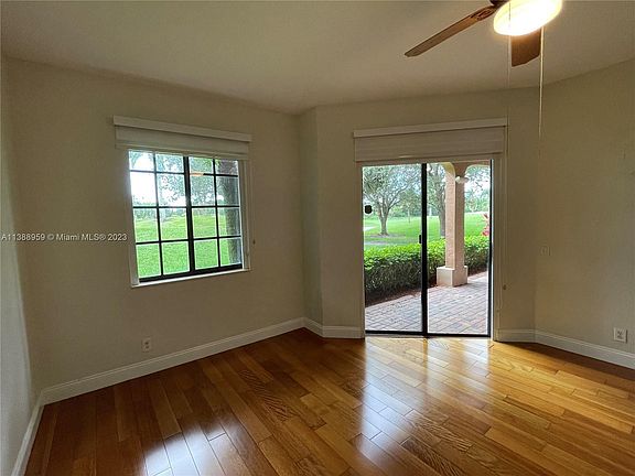 4th image of 2789 Kinsington Cir #10-2