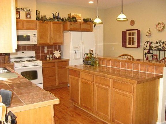 5th image of 807 Mountain Aire Ln NW