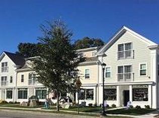 377 Main St UNIT 309, Niantic, CT 06357
