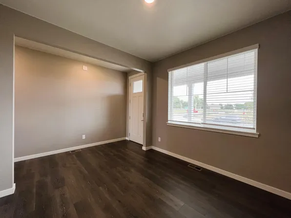 1609 Knobby Pine Dr, Fort Collins, CO 80528