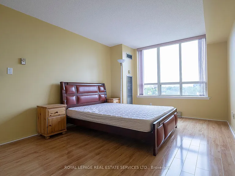 175 Bamburgh Cir #702 — Photo 6