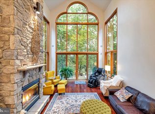 102 Summit Rd, Hazleton, PA 18202