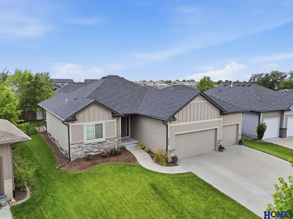 6339 Cavvy Rd, Lincoln, NE 68516