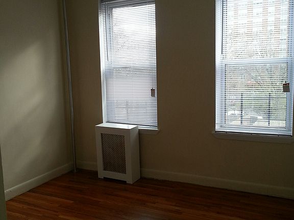 2nd image of 2312 31st St #4