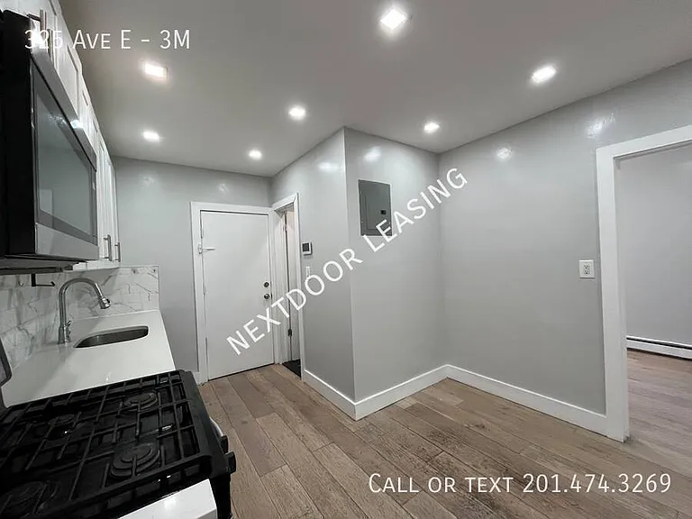 325 Avenue E #3M — Photo 5