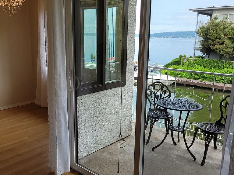6421 Lake Washington Blvd NE #204 — Photo 12