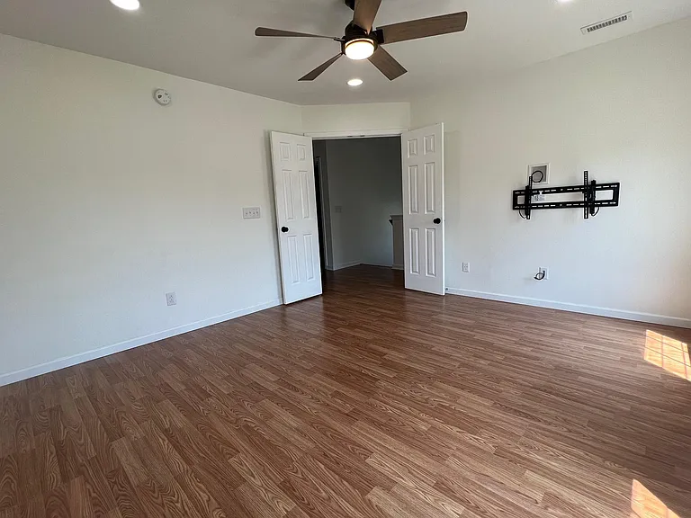 Loft/ Office - Second Floor