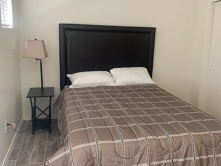 2315 N Juniper Ln — Photo 8
