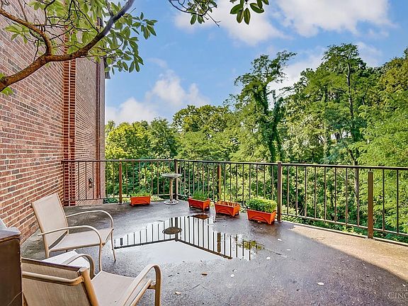 shared outdoor patio space