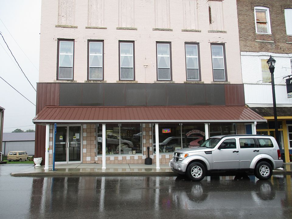 1st image of 211 N Main Street