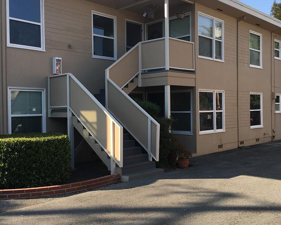 1st image of 2725 Alma St