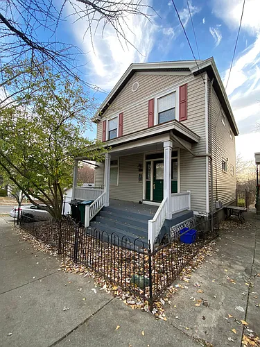 407 Warner St Photo 1