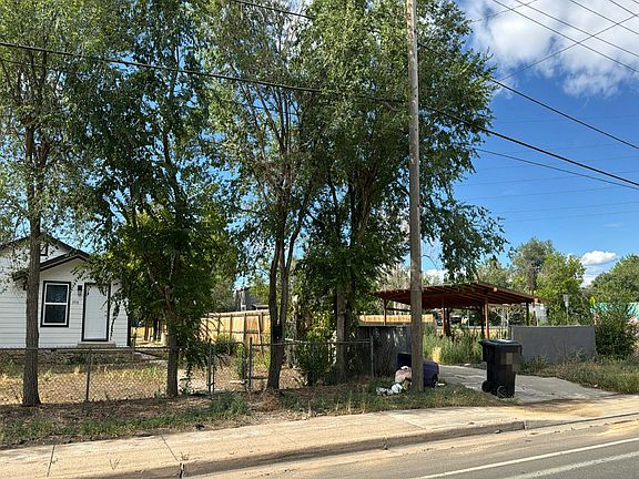 3rd image of 3930 W Kentucky Ave