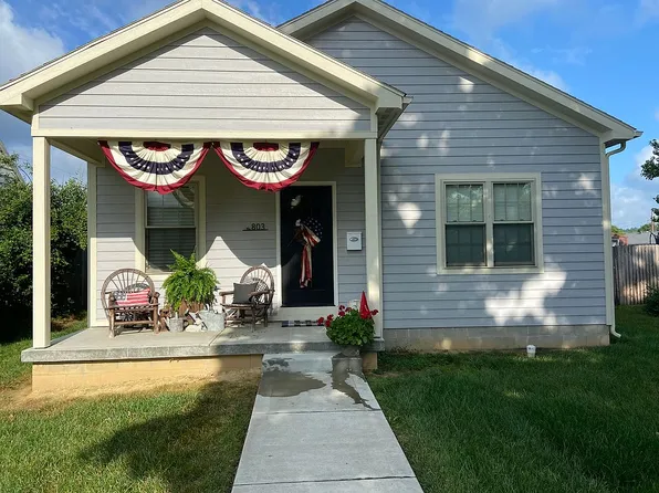 803 Franklin Ave, Belpre, OH 45714