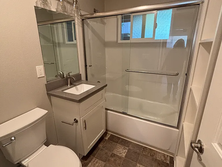 120 Alma St #4 — Photo 9